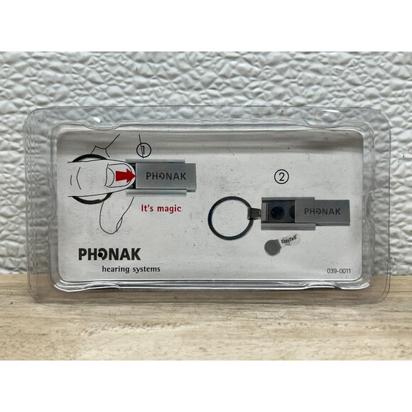 2007 josTTech GmbH Phonak Hearing Battery Carrier Keychain Made In Switzerland - Picture 2 of 14